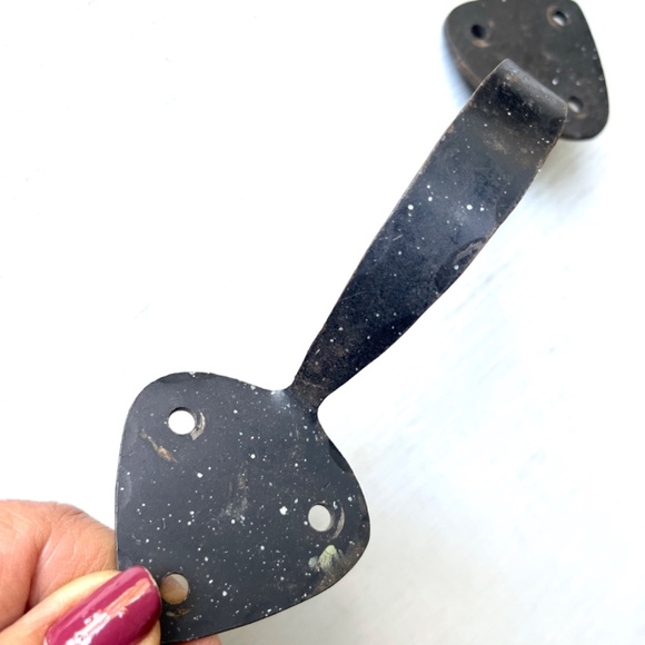 Vintage Wrought Iron Hand Forged Curved Spade Hammered Door Pull Handle Cabin - Picture 7 of 12